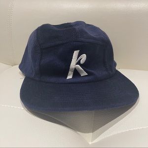 CORDUROY NAVY SNAPBACK